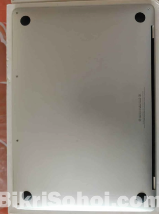 MacBook Air i3